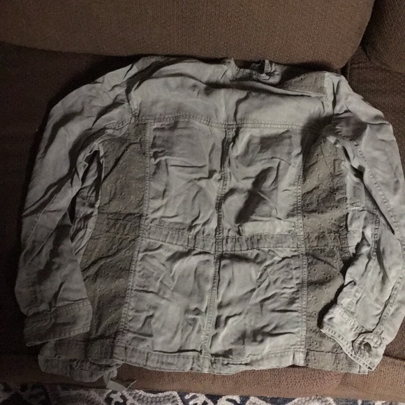 Light green jacket - Picture 4 of 4